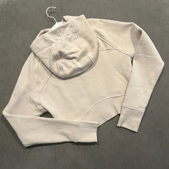EUC Lululemon Scuba Full-Zip Cropped Hoodie Mojave Tan - Size 6 - Picture 2 of 2